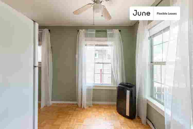 3 BR in Austin