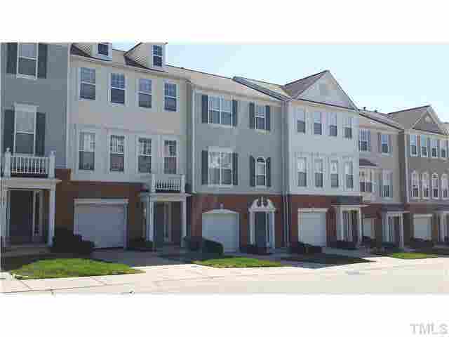 2 BR in Morrisville