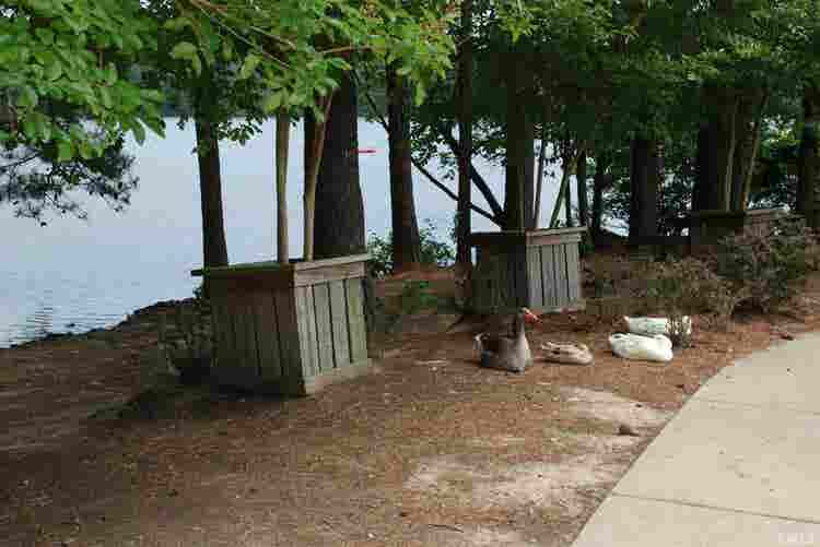 4 BR in Raleigh