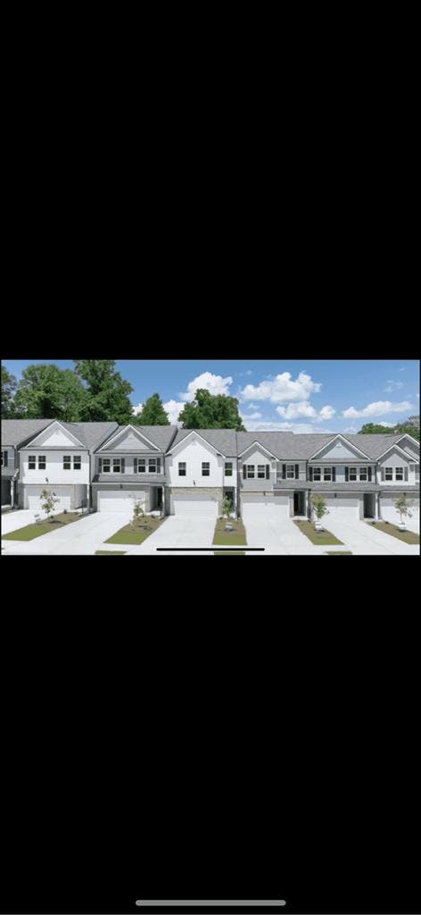Great room with all utilities paid