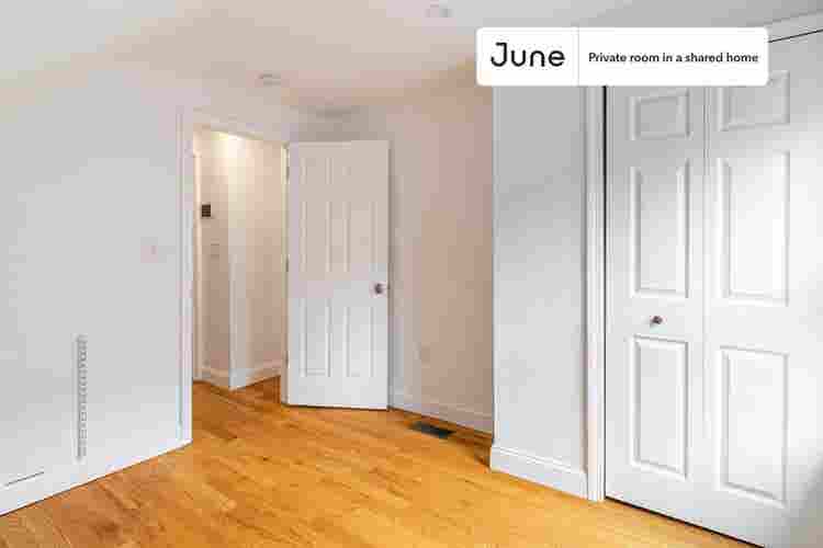 6 BR in Boston