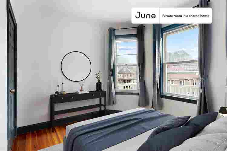 4 BR in Boston