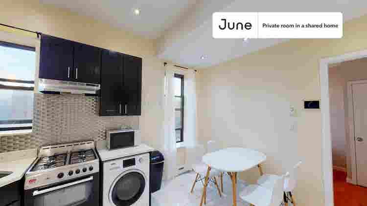 3 BR in New York City