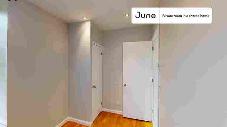 3 BR in New York City