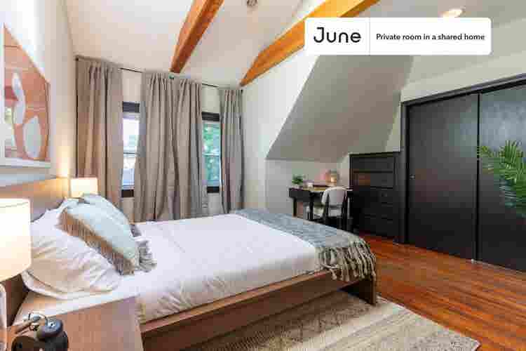 5 BR in Boston