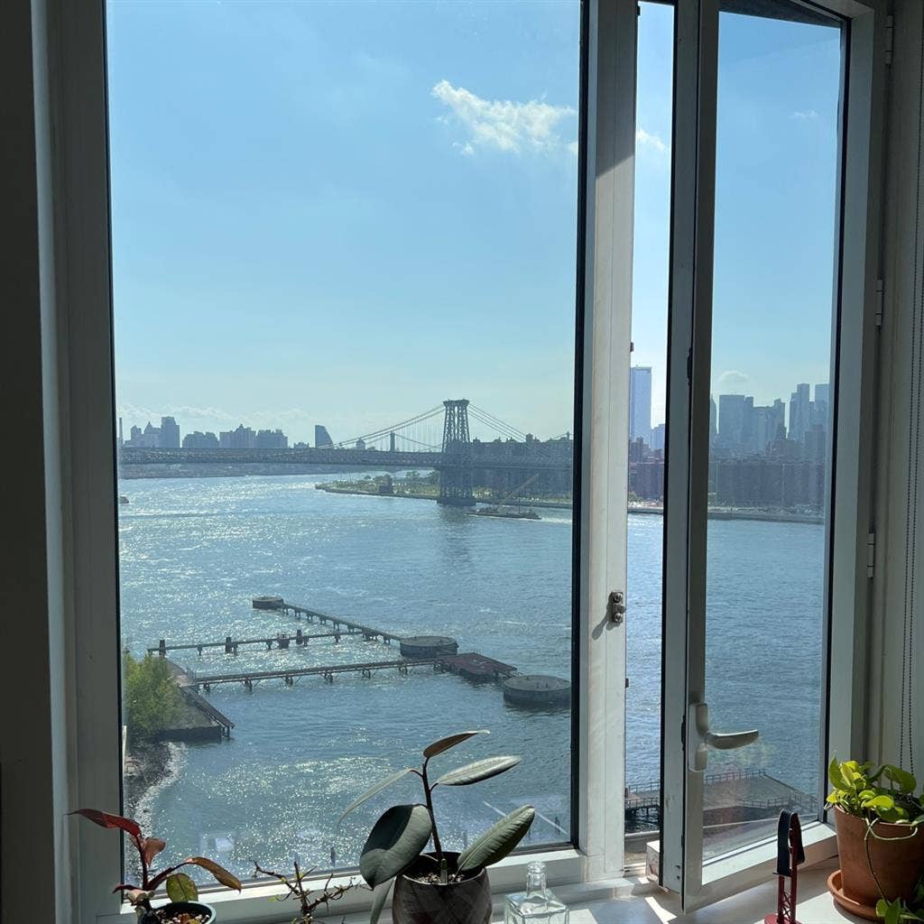 Stunning waterfront private BD & BA