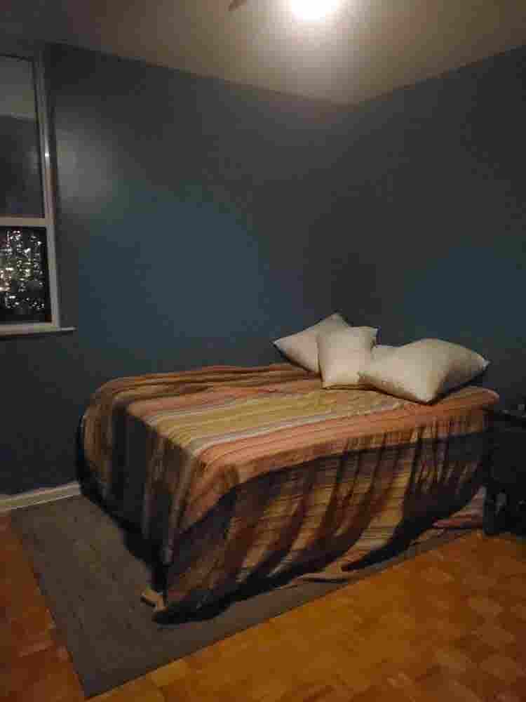 PRIVATE ROOM  BATH MALE ONLY