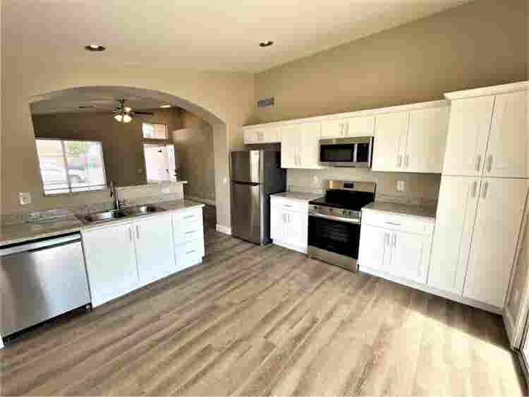 Spacious Rooms For Rent