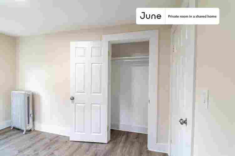 7 BR in Boston