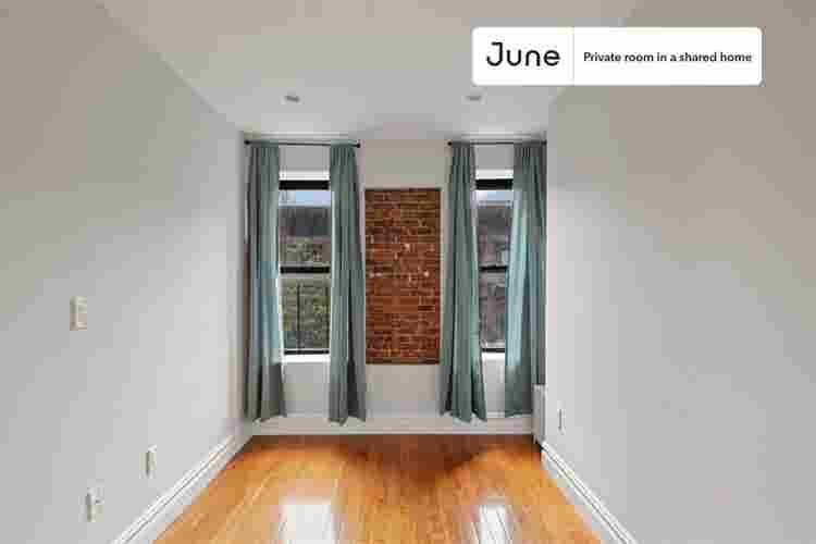3 BR in New York City