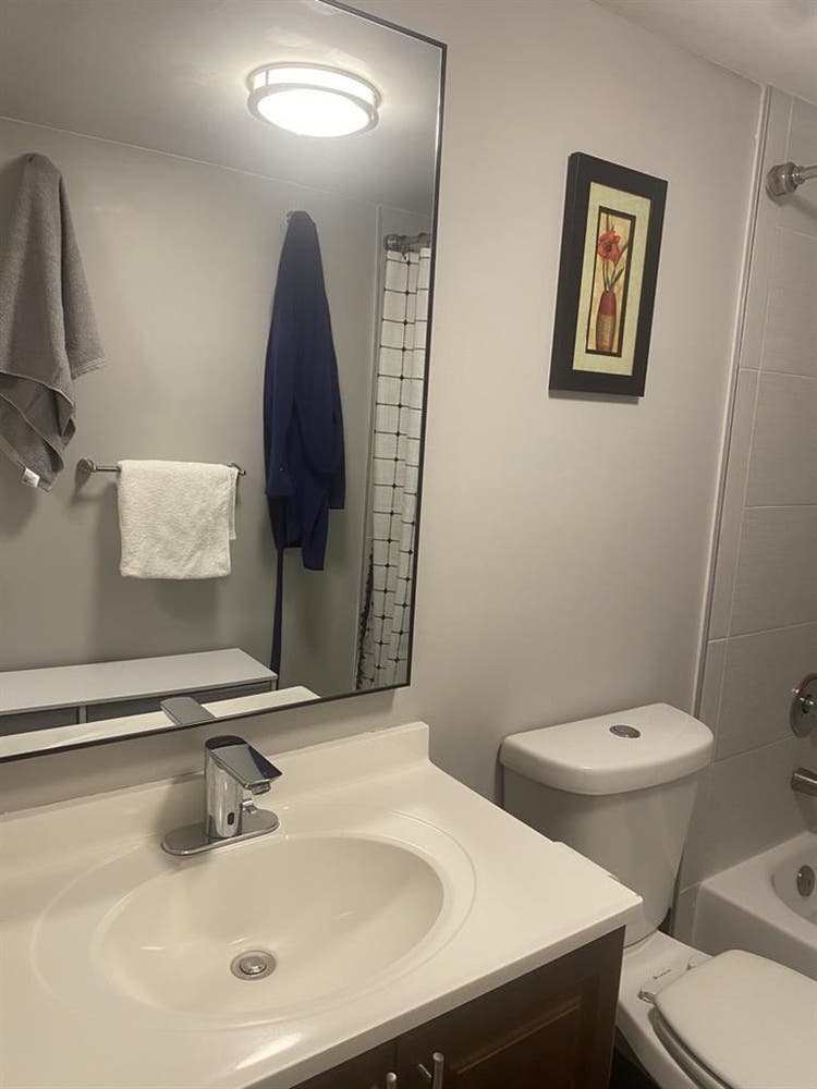 Private room private bathroom