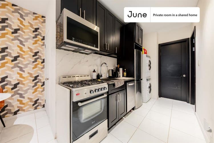 3 BR in New York City