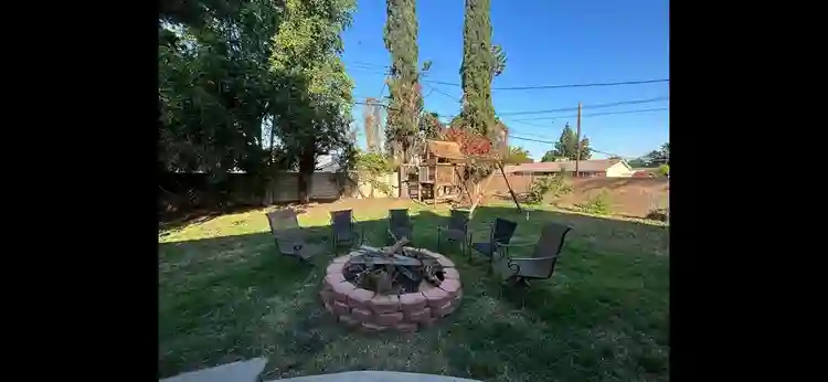 Room for Rent near CSUN & freeways