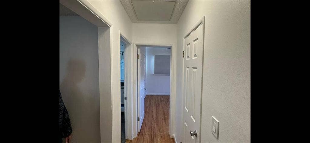 Room for Rent near CSUN & freeways