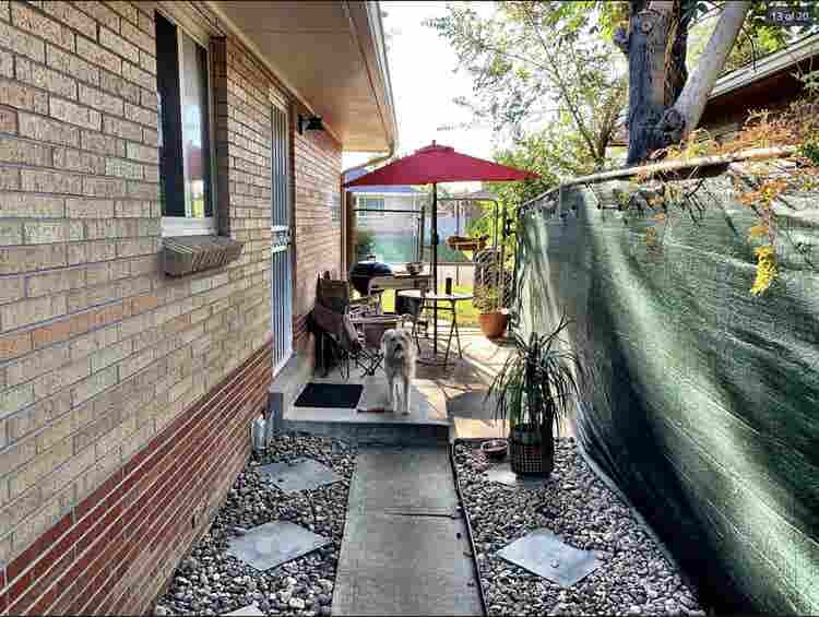 2BR Duplex in Denver Available Now