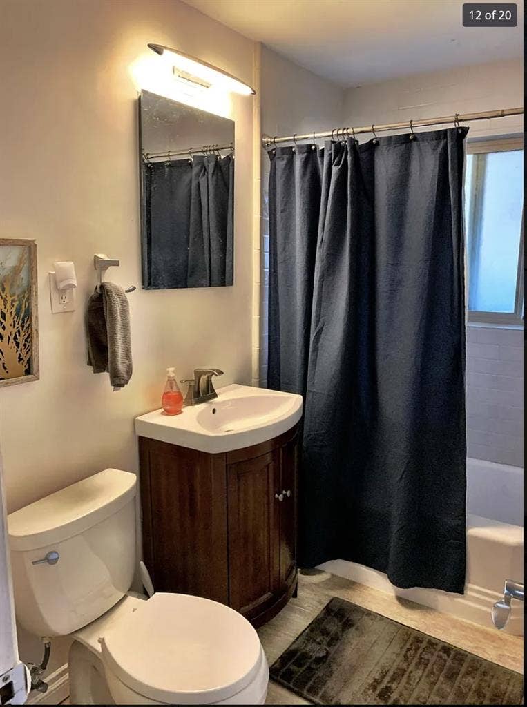 2BR Duplex in Denver Available Now