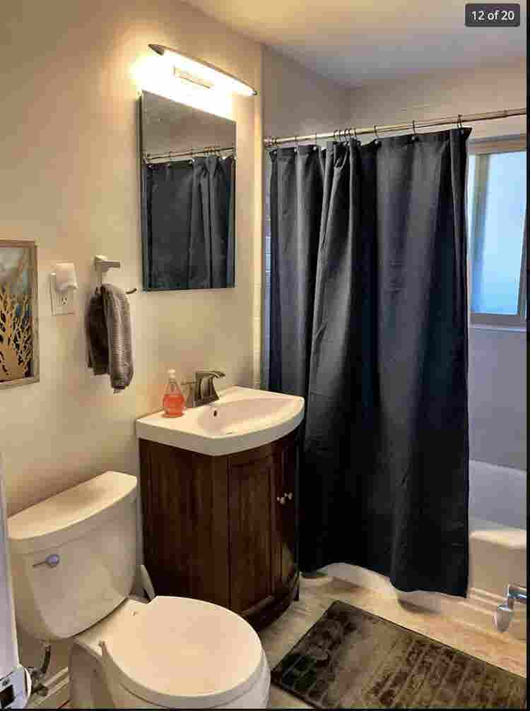 2BR Duplex in Denver Available Now