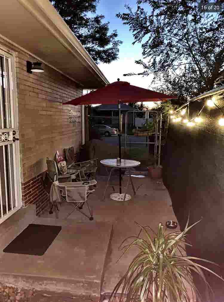 2BR Duplex in Denver Available Now