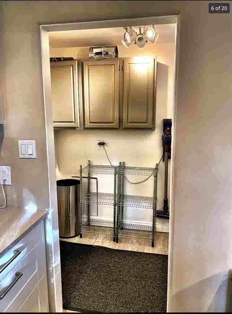2BR Duplex in Denver Available Now