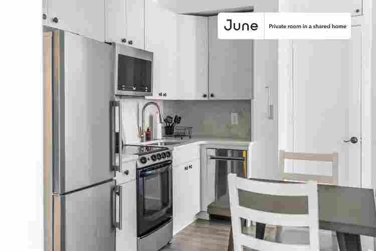2 BR in New York City
