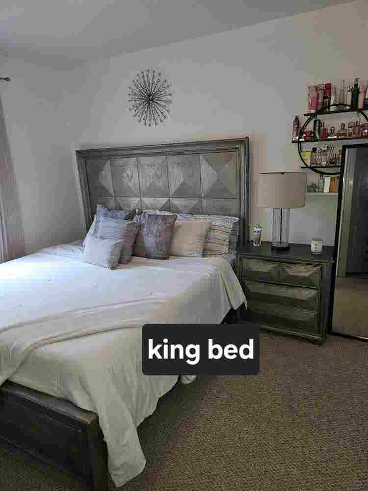 Beautiful room for rent
