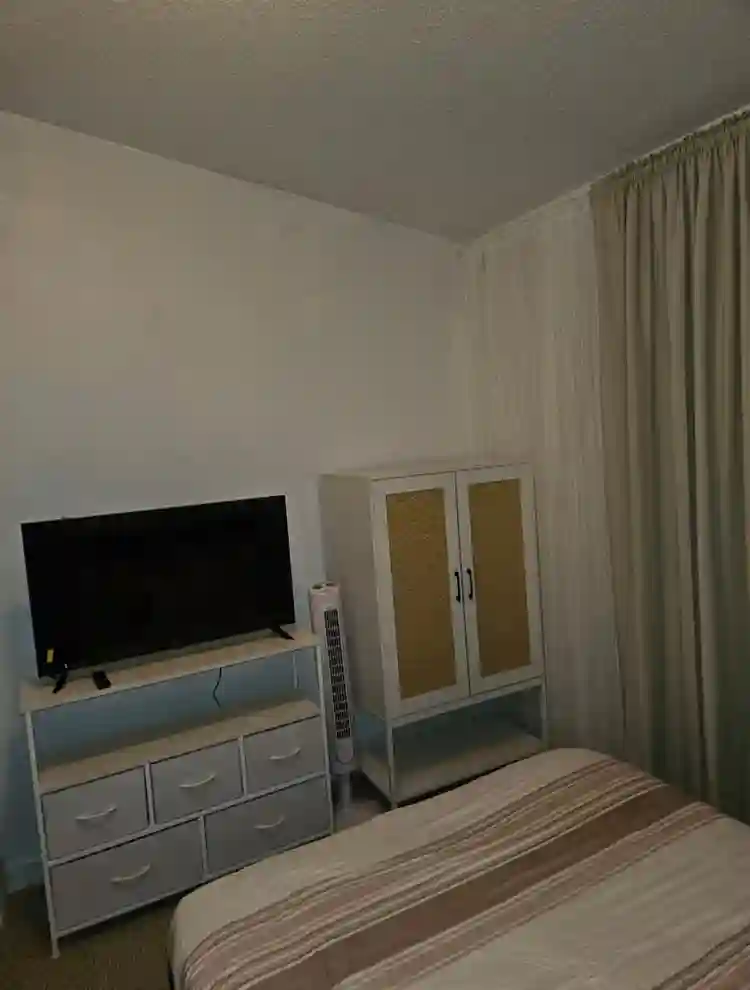 Hermosa y acogedora habitación