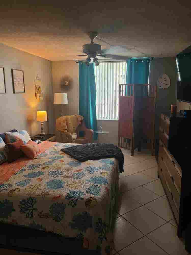 Roomies Plantation