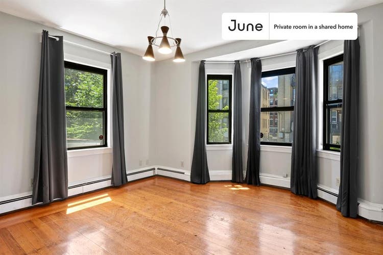 4 BR in Boston