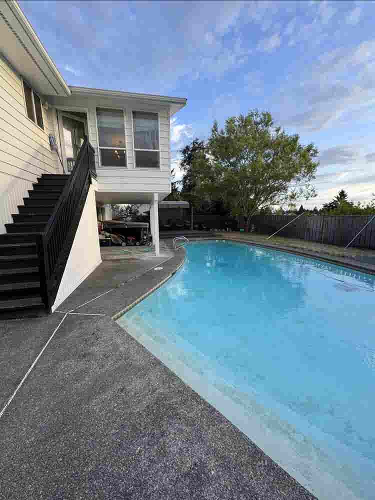 Beautiful house with swimming pool