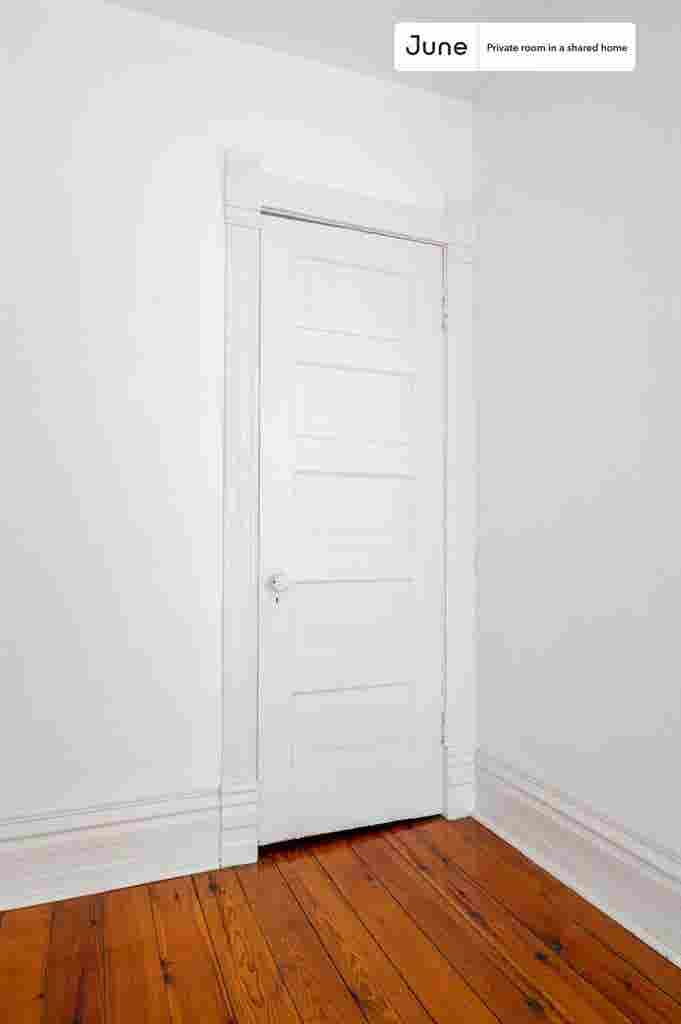 2 BR in Chicago