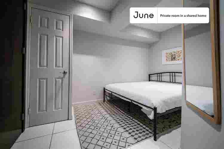 5 BR in New York City