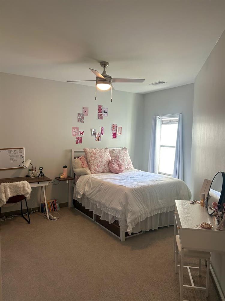 Looking for female to relet my room