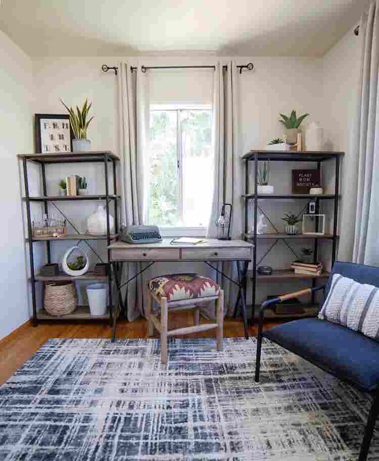 Room available in N. Hollywood