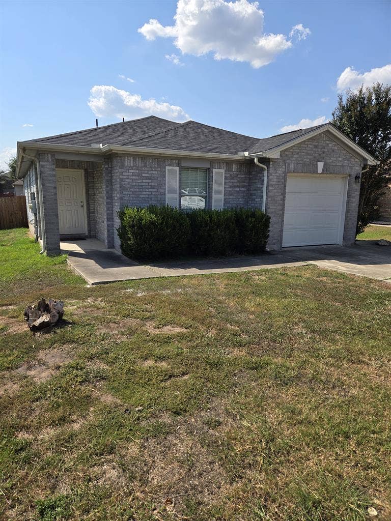 Nice and clean home:  bath