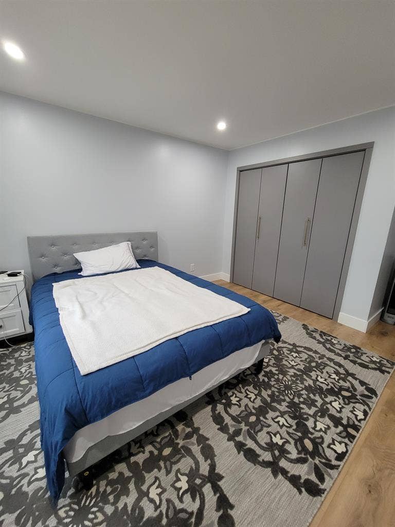 Room for rent+private bathroom