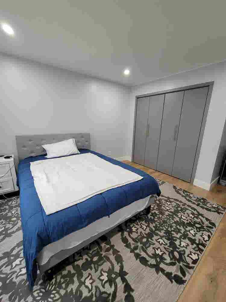 Room for rent+private bathroom