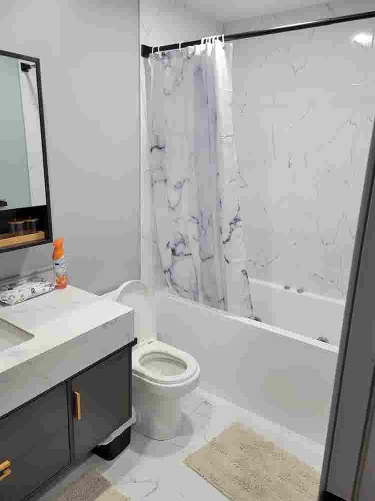 Room for rent+private bathroom