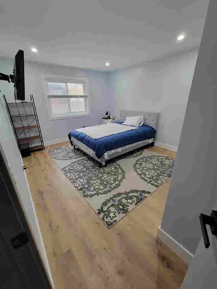 Room for rent+private bathroom