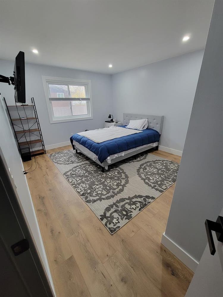 Room for rent+private bathroom