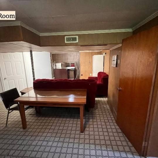 NEWLY FULLY RENOVATED BASEMENT