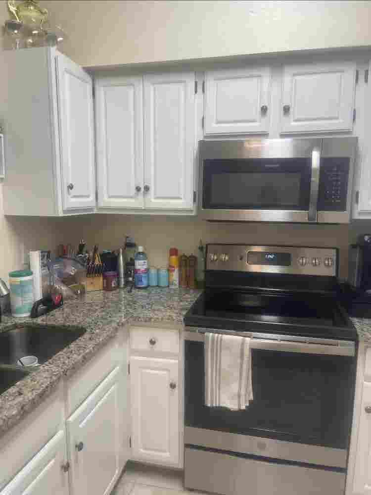 Master bedroom for rent Jan 1