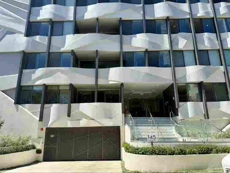 Lease Takeover – Modern 1BR