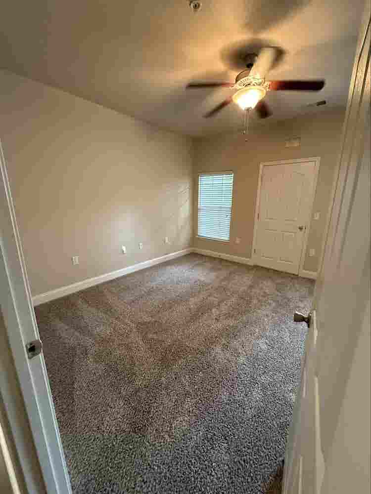 Private room for for rent  ba