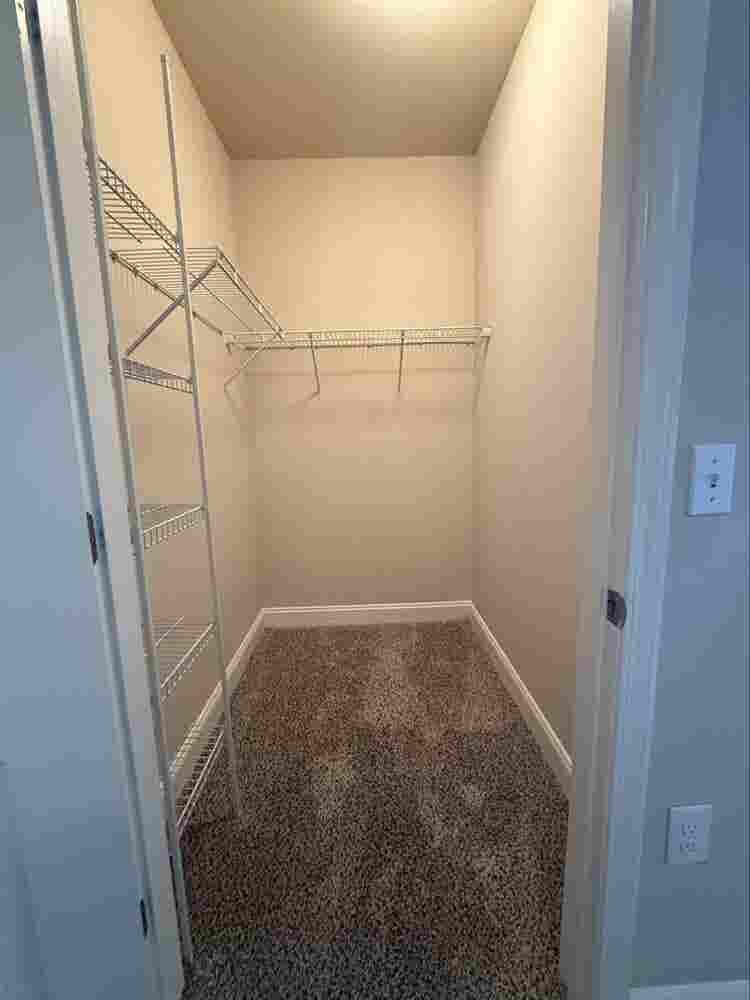 Private room for for rent  ba