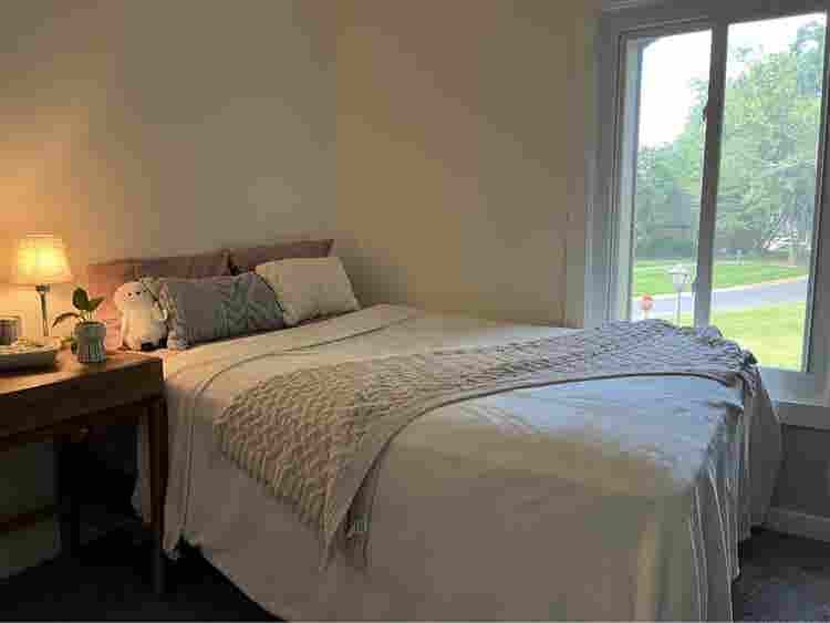 Quiet and comfortable room for rent