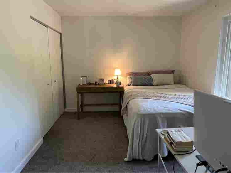 Quiet and comfortable room for rent