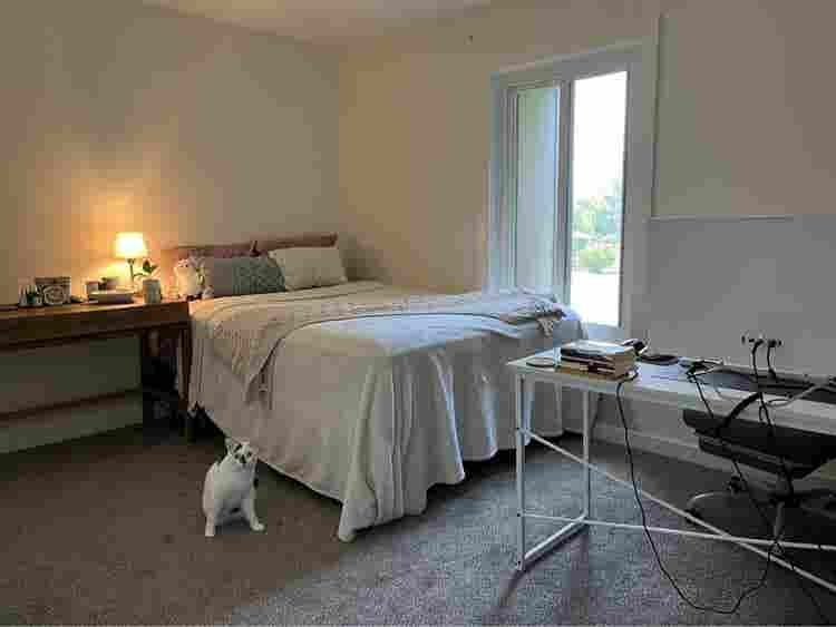 Quiet and comfortable room for rent