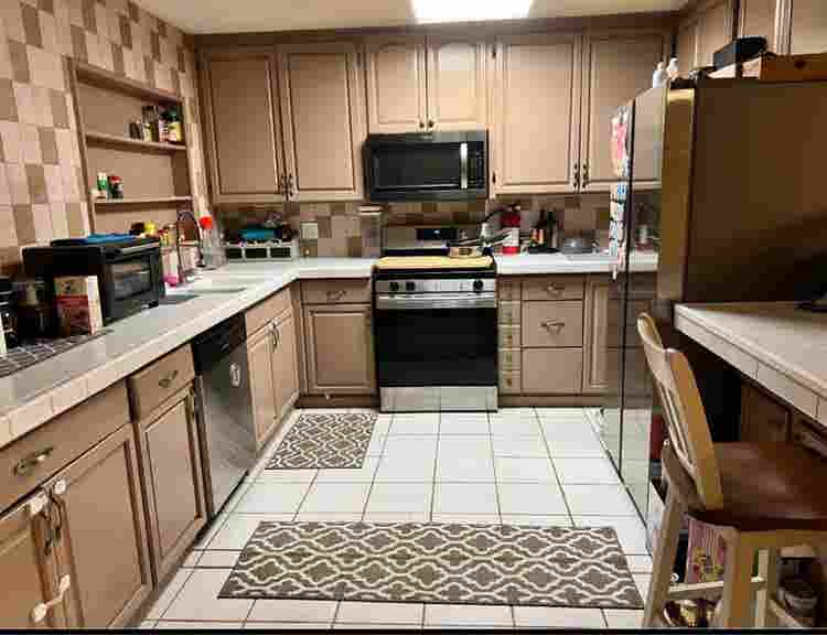 Two Furnished Bedrooms/Private Bath