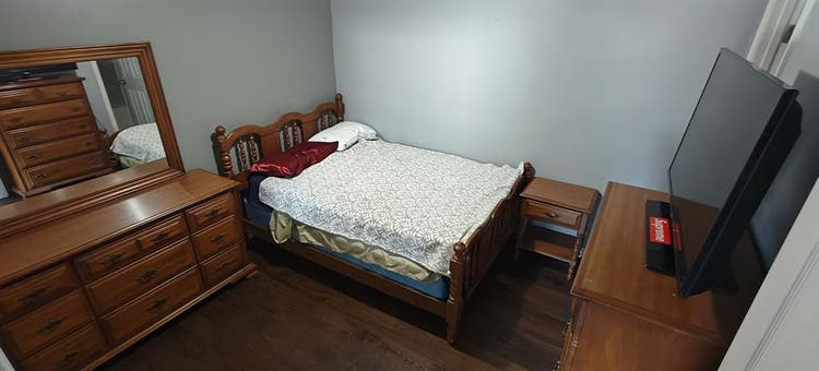 FURNISHED APARTMENT STYLE BASEMENT