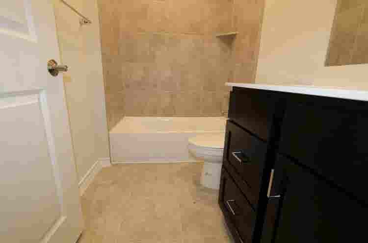 Private bedroom near Tech Ridge